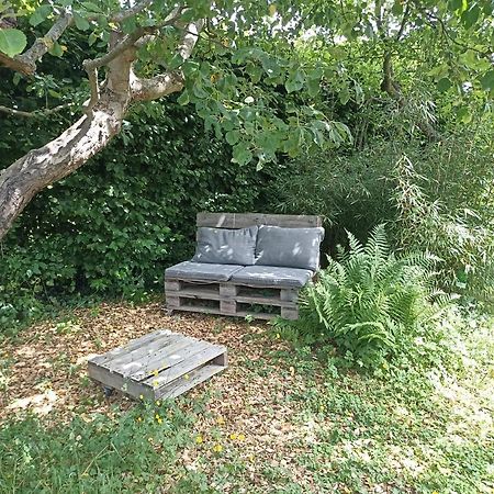 L'Echappee Au Jardin, Yourte Bucolique Godinne Экстерьер фото